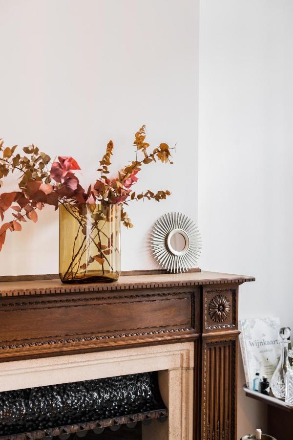 Traditional Chic, High Ceilings' Aircos And Garage Apartment Antwerp