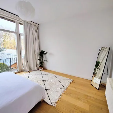 Traditional Chic, High Ceilings' Apt Aircos And Garage Antwerp Exterior photo